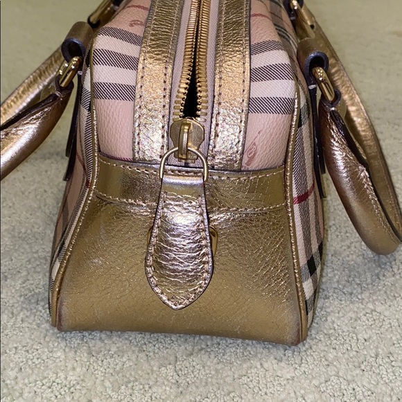 Burberry authentic bag - Picture 7 of 7